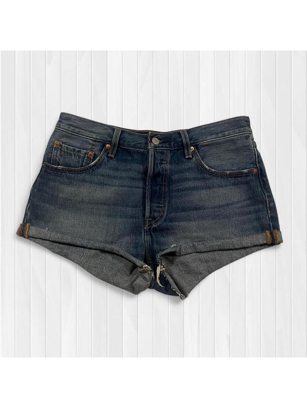 Levi's Women's Blue and Navy Shorts